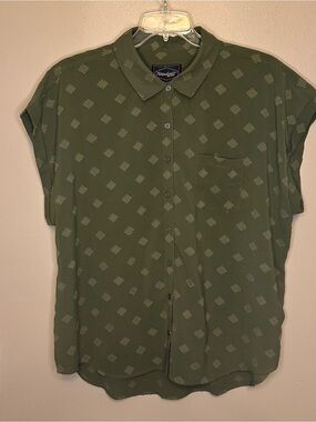 Threadgrit Olive Short Sleeve Button-Down Shirt